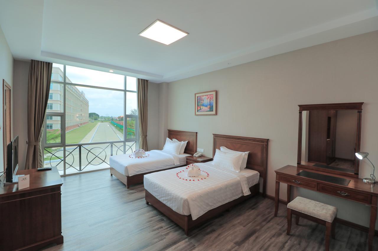 The Hotel Grand Ace Naypyidaw Exterior foto